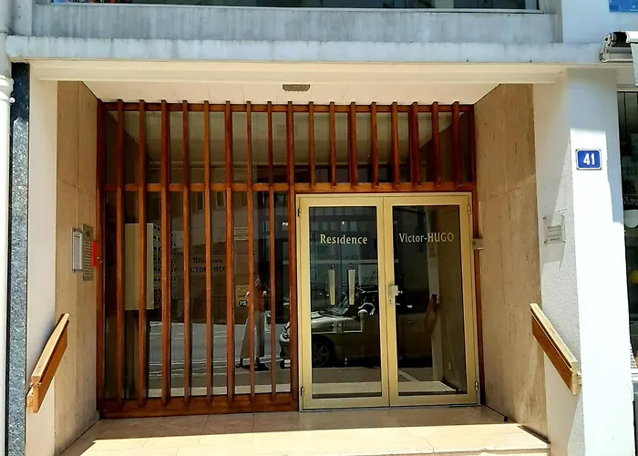 아파트 Confortable En Plein Centre De Saint-jean-de-luz, A Deux Pas De La Et Des Commerces - Fr-1-239-586 *